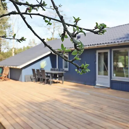 بيت للعطل 6 Person Holiday In Bl Vand *