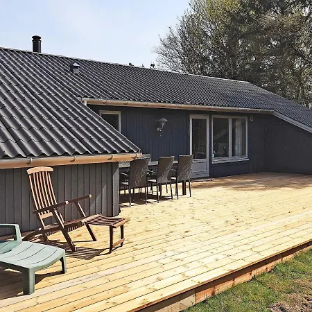 بيت للعطل 6 Person Holiday In Bl Vand